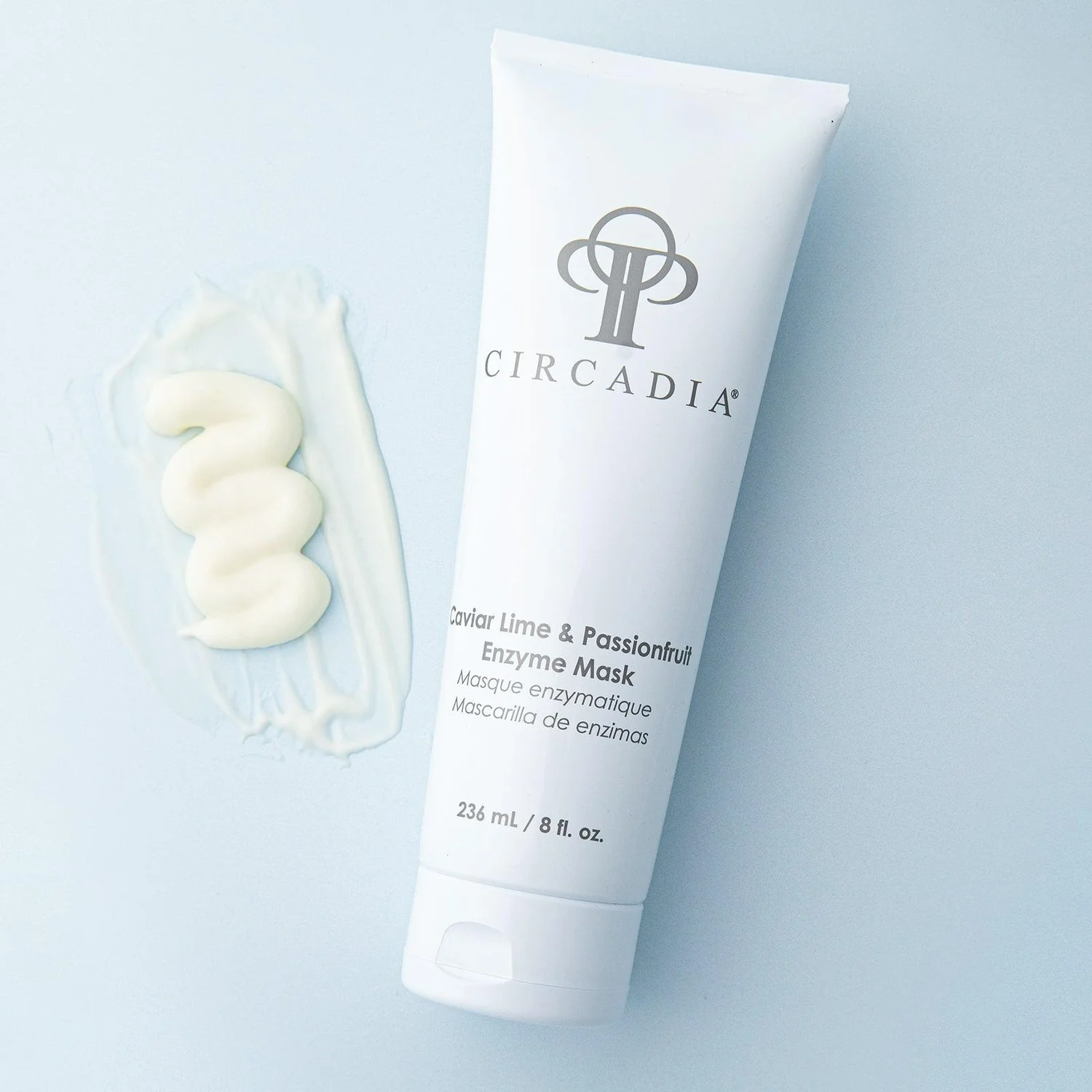 Przegląd masek Circadia: Caviar Lime & Passionfruit Enzyme Mask