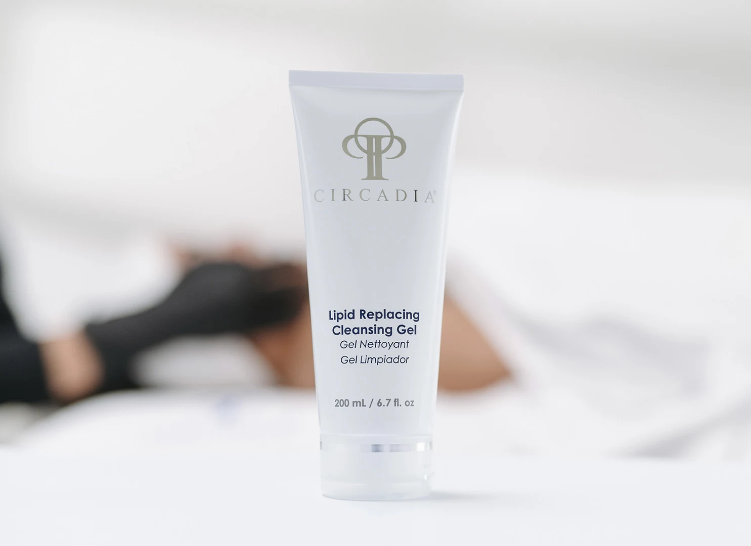 Premiumowa pielęgnacja marki Circadia dla Twojej skóry jesienią - Oczyszczanie skóry